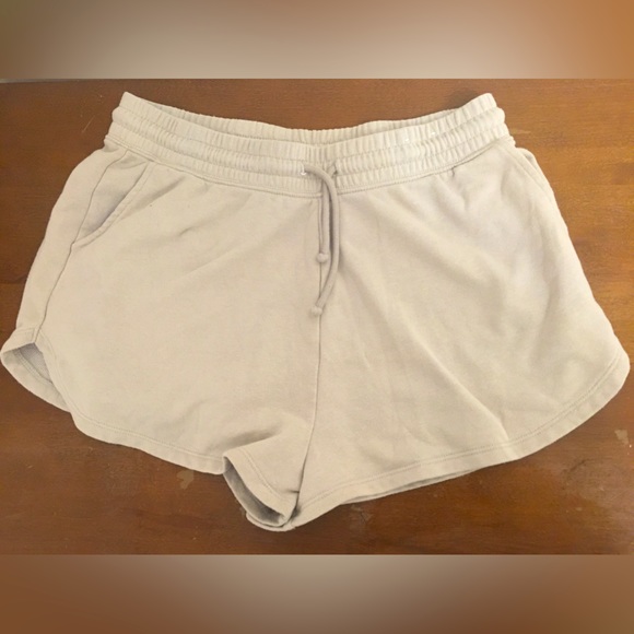 H&M Divided Shorts high waisted - Picture 5 of 5